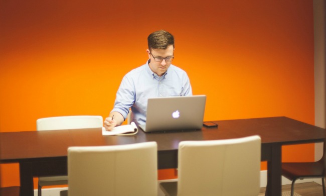 Why Do Creative People Burn&nbsp;Out?