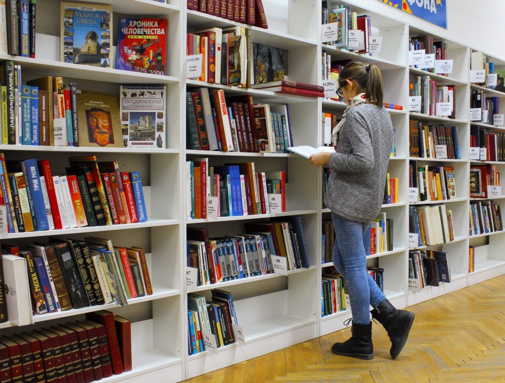 Why Books Are the Best Gifts to&nbsp;Give
